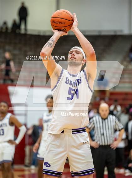 Thumbnail 3 in Cathedral vs. Ben Davis (Forum Tipoff Classic) photogallery.