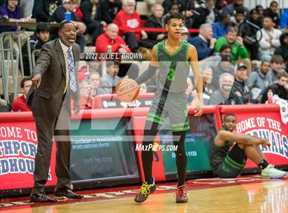 Thumbnail 1 in Cathedral vs. Ben Davis (Forum Tipoff Classic) photogallery.