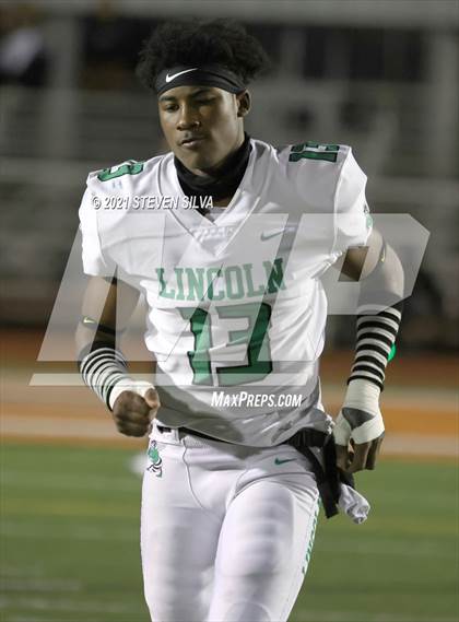 Thumbnail 1 in Helix vs. Lincoln (CIF SDS D1 Final) photogallery.