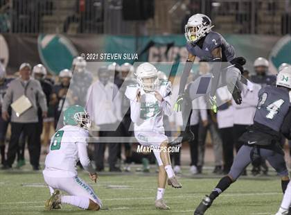 Thumbnail 1 in Helix vs. Lincoln (CIF SDS D1 Final) photogallery.