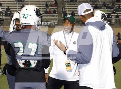 Thumbnail 1 in Helix vs. Lincoln (CIF SDS D1 Final) photogallery.