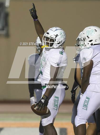 Thumbnail 3 in Helix vs. Lincoln (CIF SDS D1 Final) photogallery.