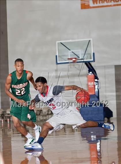 Thumbnail 2 in Naaman Forest vs. Northwest (Whataburger Tournament) photogallery.