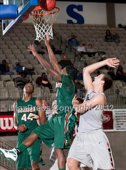 Thumbnail 2 in Naaman Forest vs. Northwest (Whataburger Tournament) photogallery.