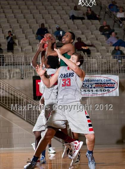 Thumbnail 2 in Naaman Forest vs. Northwest (Whataburger Tournament) photogallery.