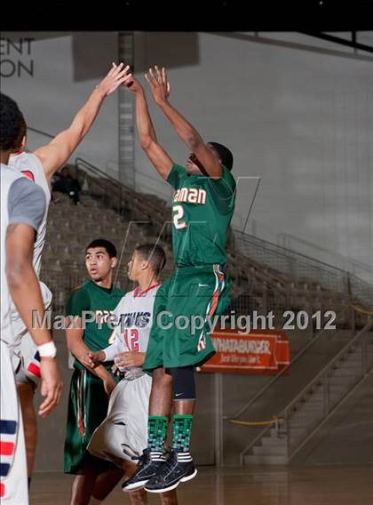 Thumbnail 2 in Naaman Forest vs. Northwest (Whataburger Tournament) photogallery.