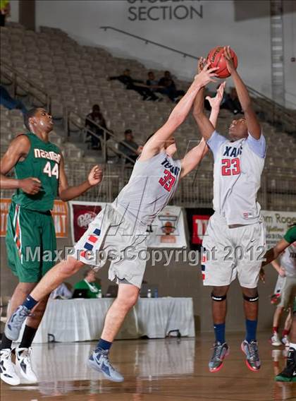 Thumbnail 1 in Naaman Forest vs. Northwest (Whataburger Tournament) photogallery.