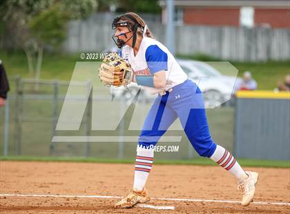 Thumbnail 1 in DeSoto Central vs. Madison Central (MSHAA 6A Round 2) photogallery.