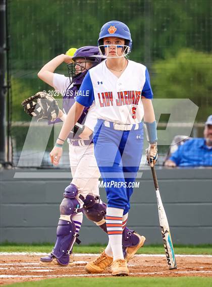 Thumbnail 3 in DeSoto Central vs. Madison Central (MSHAA 6A Round 2) photogallery.