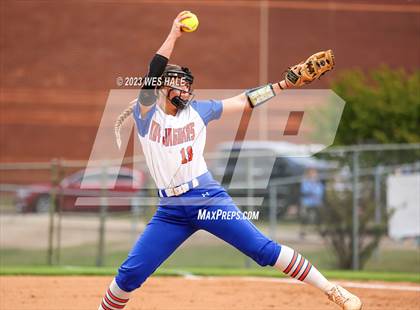 Thumbnail 1 in DeSoto Central vs. Madison Central (MSHAA 6A Round 2) photogallery.
