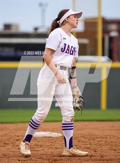 Thumbnail 2 in DeSoto Central vs. Madison Central (MSHAA 6A Round 2) photogallery.