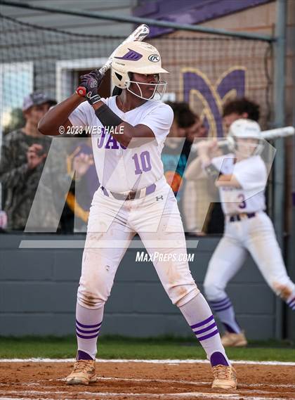 Thumbnail 1 in DeSoto Central vs. Madison Central (MSHAA 6A Round 2) photogallery.