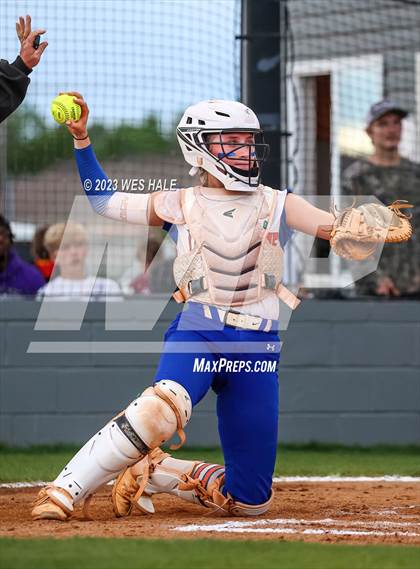 Thumbnail 3 in DeSoto Central vs. Madison Central (MSHAA 6A Round 2) photogallery.