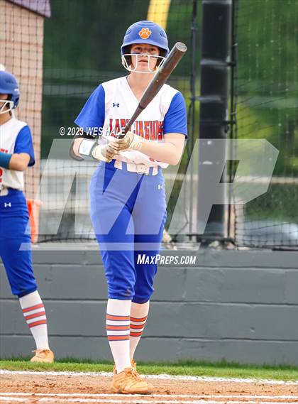 Thumbnail 1 in DeSoto Central vs. Madison Central (MSHAA 6A Round 2) photogallery.