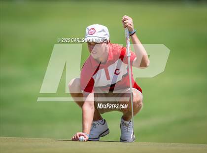 Thumbnail 1 in UIL 4A Boys Golf Finals photogallery.