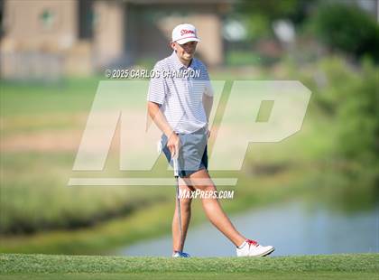 Thumbnail 3 in UIL 4A Boys Golf Finals photogallery.