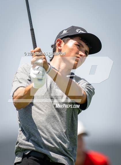 Thumbnail 1 in UIL 4A Boys Golf Finals photogallery.