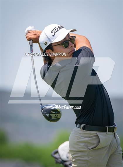 Thumbnail 2 in UIL 4A Boys Golf Finals photogallery.