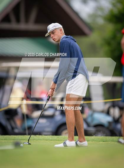 Thumbnail 1 in UIL 4A Boys Golf Finals photogallery.