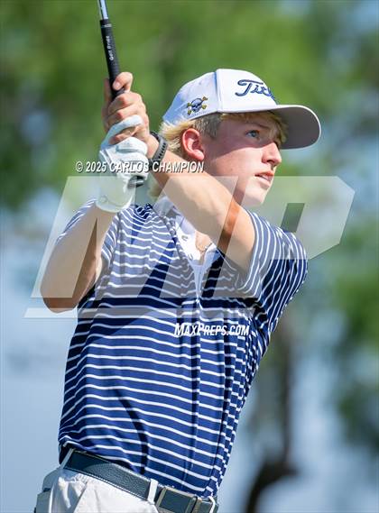 Thumbnail 2 in UIL 4A Boys Golf Finals photogallery.