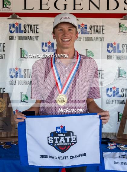 Thumbnail 1 in UIL 4A Boys Golf Finals photogallery.