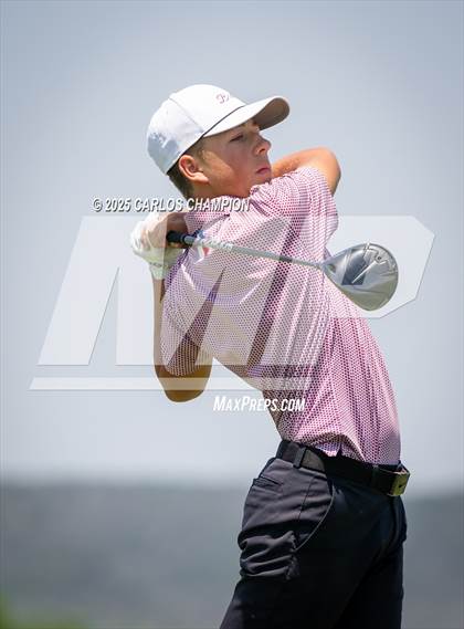 Thumbnail 2 in UIL 4A Boys Golf Finals photogallery.
