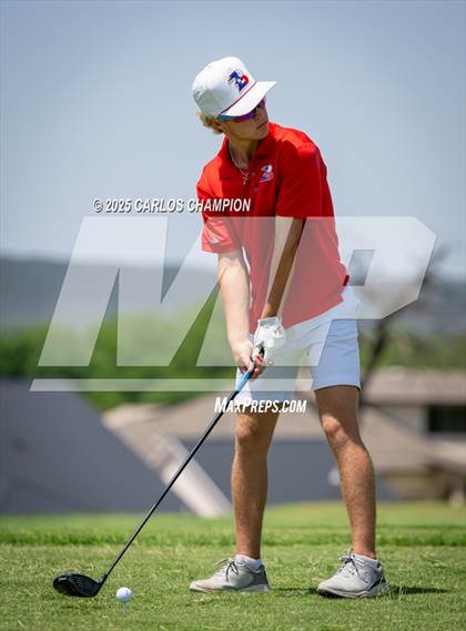Thumbnail 1 in UIL 4A Boys Golf Finals photogallery.