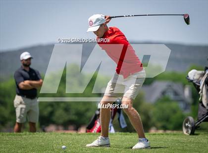 Thumbnail 2 in UIL 4A Boys Golf Finals photogallery.