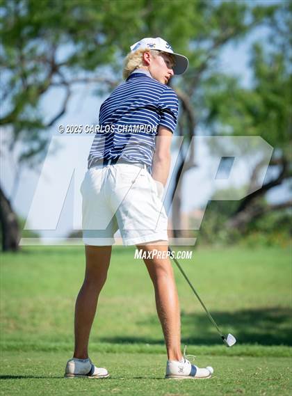 Thumbnail 1 in UIL 4A Boys Golf Finals photogallery.