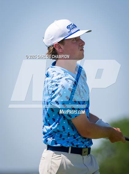Thumbnail 2 in UIL 4A Boys Golf Finals photogallery.