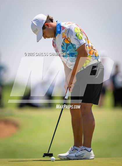 Thumbnail 3 in UIL 4A Boys Golf Finals photogallery.