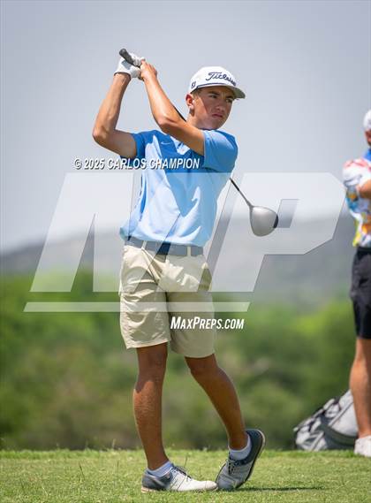 Thumbnail 3 in UIL 4A Boys Golf Finals photogallery.