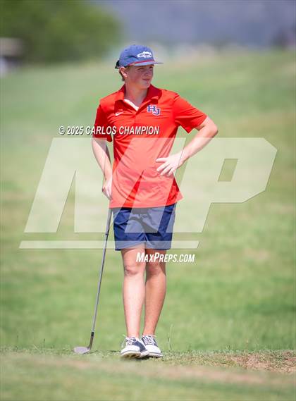 Thumbnail 1 in UIL 4A Boys Golf Finals photogallery.
