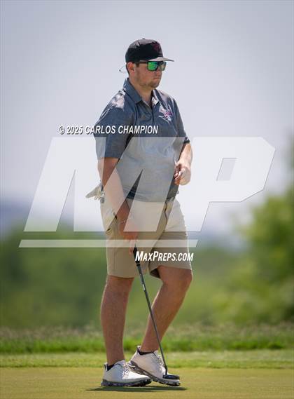 Thumbnail 3 in UIL 4A Boys Golf Finals photogallery.