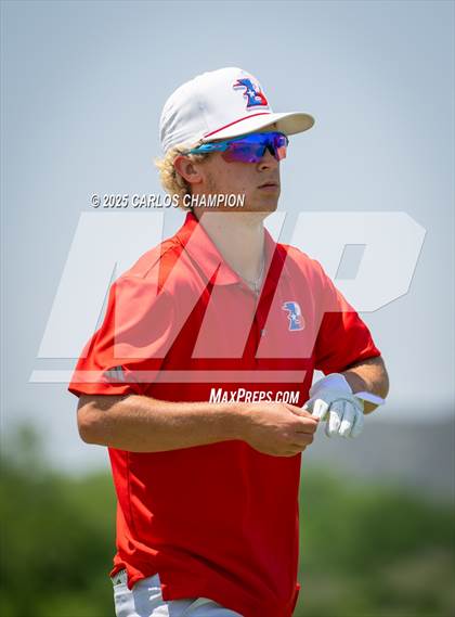 Thumbnail 3 in UIL 4A Boys Golf Finals photogallery.