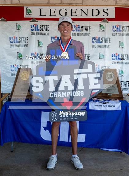 Thumbnail 2 in UIL 4A Boys Golf Finals photogallery.