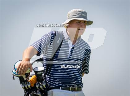 Thumbnail 2 in UIL 4A Boys Golf Finals photogallery.