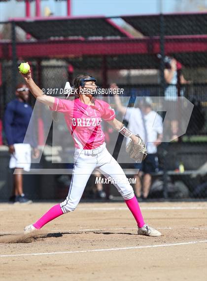 Thumbnail 2 in ThunderRidge vs. Legacy (CHSAA 5A Playoff) photogallery.