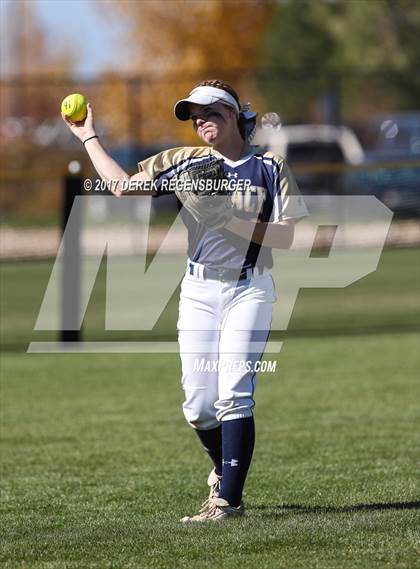 Thumbnail 3 in ThunderRidge vs. Legacy (CHSAA 5A Playoff) photogallery.