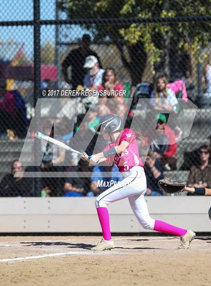 Thumbnail 1 in ThunderRidge vs. Legacy (CHSAA 5A Playoff) photogallery.