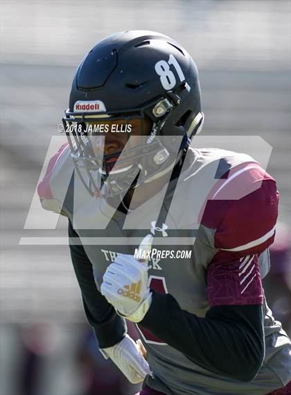 Thumbnail 3 in Mansfield Timberview vs. Magnolia West (UIL 5A Area Playoffl) photogallery.