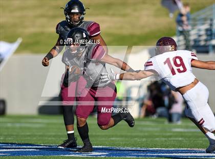 Thumbnail 2 in Mansfield Timberview vs. Magnolia West (UIL 5A Area Playoffl) photogallery.