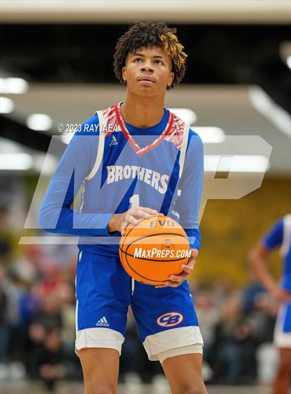Thumbnail 3 in Christian Brothers @ Jesuit (Holy Hoops) photogallery.