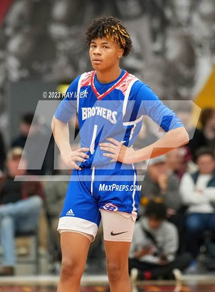 Thumbnail 2 in Christian Brothers @ Jesuit (Holy Hoops) photogallery.