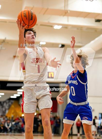 Thumbnail 2 in Christian Brothers @ Jesuit (Holy Hoops) photogallery.