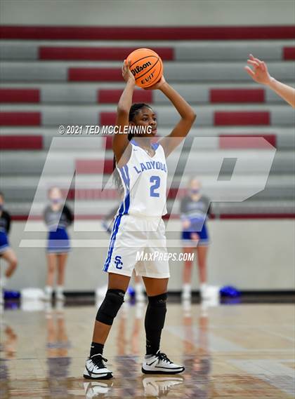 Thumbnail 1 in Star City vs. Harrison (AAA 4A State Round Two) photogallery.
