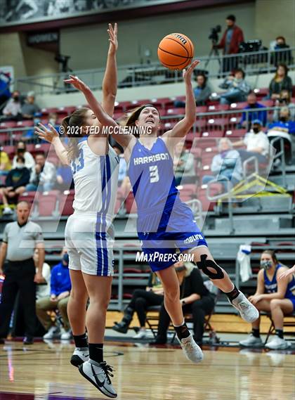 Thumbnail 2 in Star City vs. Harrison (AAA 4A State Round Two) photogallery.
