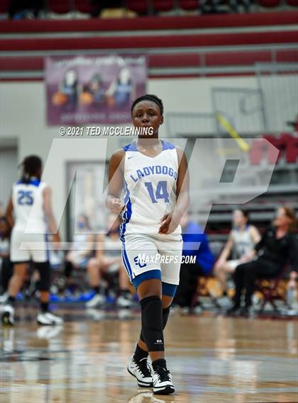 Thumbnail 3 in Star City vs. Harrison (AAA 4A State Round Two) photogallery.