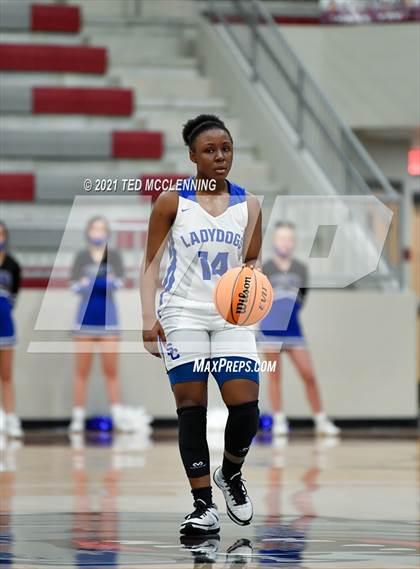 Thumbnail 3 in Star City vs. Harrison (AAA 4A State Round Two) photogallery.