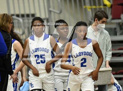 Thumbnail 1 in Star City vs. Harrison (AAA 4A State Round Two) photogallery.